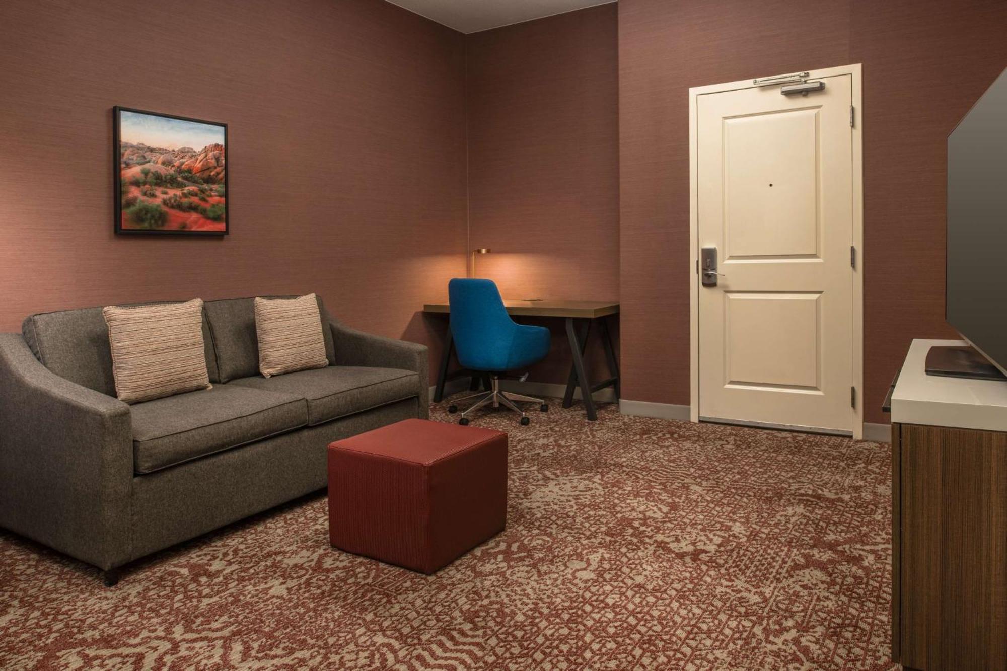 Hilton Garden Inn Fontana Exterior foto